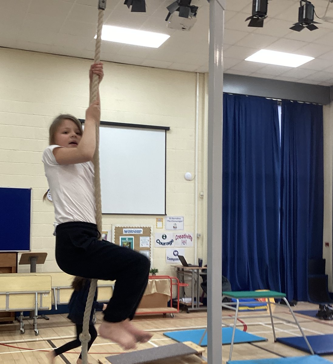 stbarnabasyork's tweet photo. Kahlo class are working to  develop strength, flexibility and balance in their gymnastics lessons. https://t.co/1WlsZx1c1Z