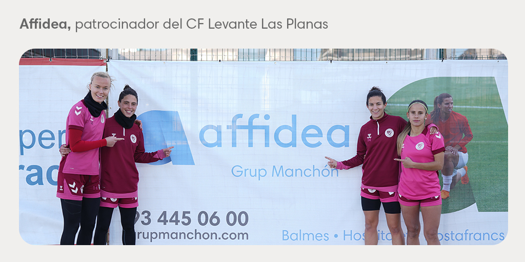AffideaSpain's tweet photo. Somos patrocinadores del @fclevantelp, club que milita en la Primera División Femenina ⚽

Ahí tenemos a las jugadores Sille, Nuria Garrote, Julia Mora y Laia Parera después de un entrenamiento en sus instalaciones.

Todo un orgullo para nosotros apoyar el fútbol femenino 💙🙌 https://t.co/vgr3KBQnaN