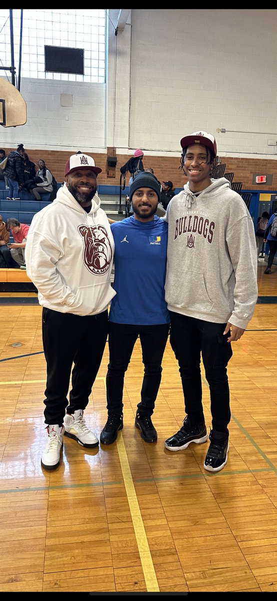 Cory I Chavis (2023) 6โ6โ 210lbs QB ๐ (@coryichavisqb) on Twitter photo We had a great Signing Day Event today at <a href="/REDFORDUNION/">REDFORD UNION FB</a> ! Congratulations to all my teammates. Special thanks to Coach <a href="/iiler_2/">Coach Ian Andre Iler</a>, <a href="/thecoachhopshow/">The Coach Hop Show</a>, and the entire RU Staff! Excited to officially be a part of <a href="/AamufbR/">Alabama A&M Football</a>! #GoBulldogs We had a great Signing Day Event today at <a href="/REDFORDUNION/">REDFORD UNION FB</a> ! Congratulations to all my teammates. Special thanks to Coach <a href="/iiler_2/">Coach Ian Andre Iler</a>, <a href="/thecoachhopshow/">The Coach Hop Show</a>, and the entire RU Staff! Excited to officially be a part of <a href="/AamufbR/">Alabama A&M Football</a>! #GoBulldogs