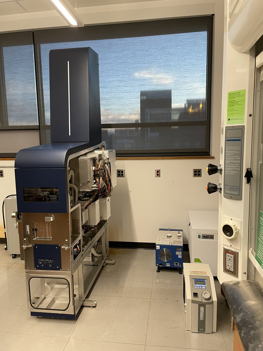 Today was the first day of installation for our 5th (!) mass spectrometer, the timsTOF HT from @BrukerMassSpec. Can’t wait to fire this one up and try some experiments. We’re excited to officially become part of the Bruker fan club. 🤓