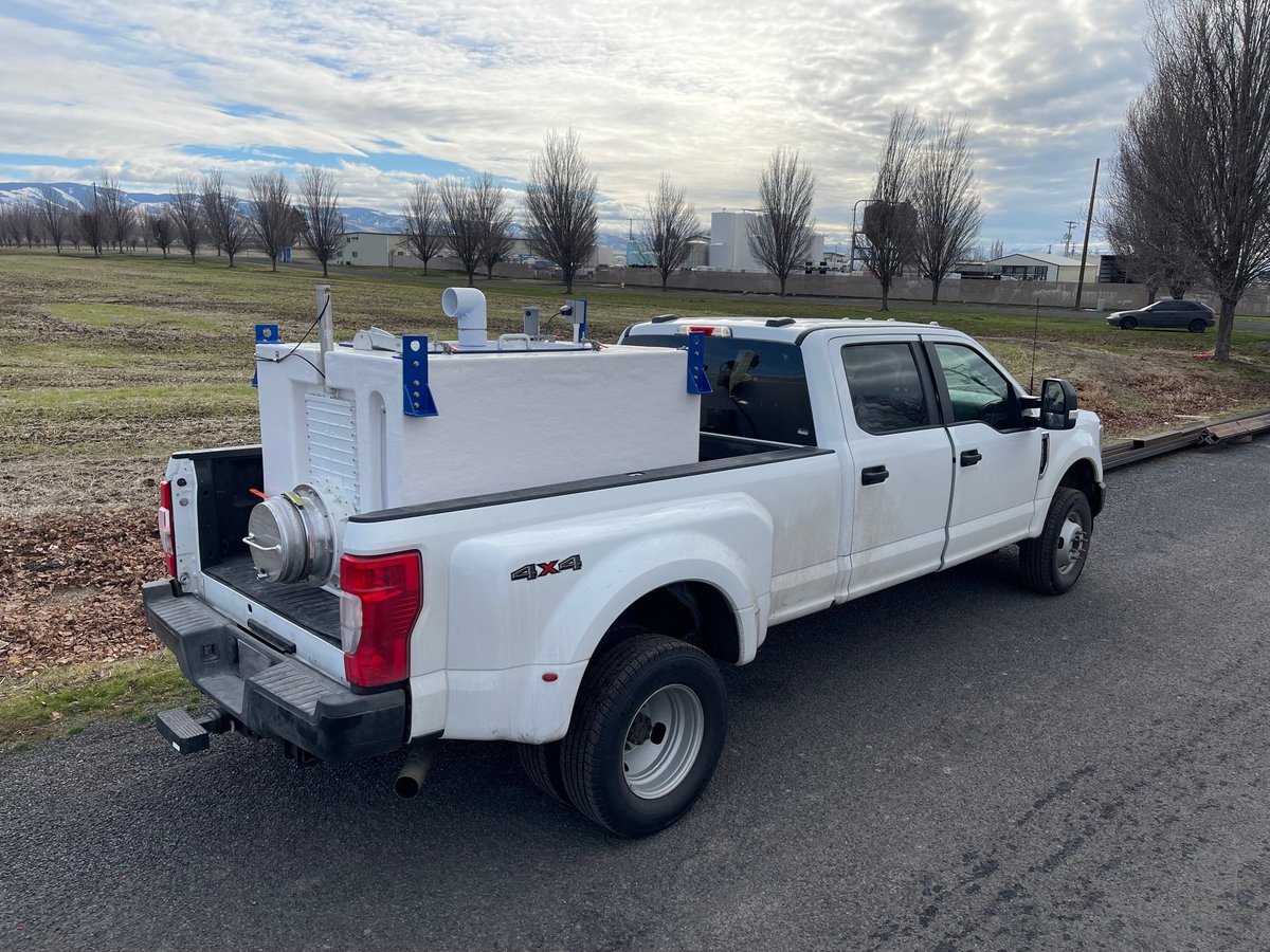 the_valterra's tweet image. Always cool to see our products in use! This happens to be a Valterra 12” Slip x Slip Gate Valve in PVC with Stainless Steel Paddles and a Pneumatic Metal Air Cylinder that Reiff Manufacturing  custom built for fish transport. 
#valterra #dometic #valterravalves #industrialvalves