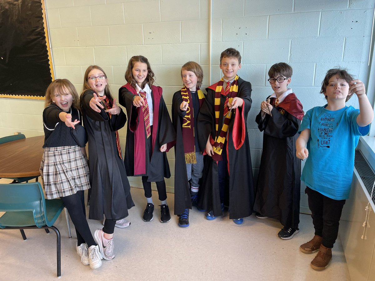 ststephenelem's tweet photo. It is Literacy Week at SSES! #ssesbuzz https://t.co/vcplf79zJn