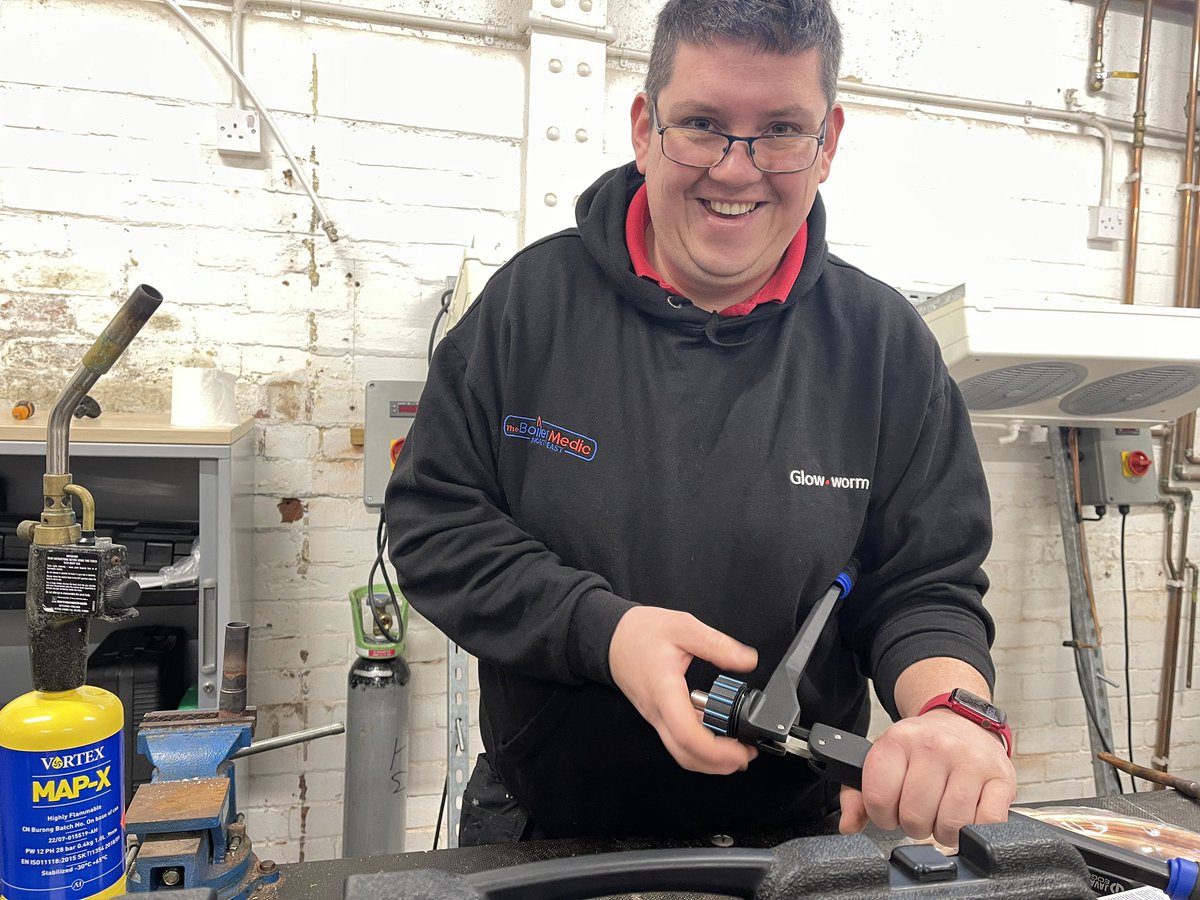 RichJFirth's tweet image. The guys loved the #FGas Training this week at #VivaTraining. We’ve also had a great group of heating engineers complete the #BPEC level 3 #airsourceheatpump training course as they start on their journey to install renewables and become #MCS registered. Audit tomorrow busy week!