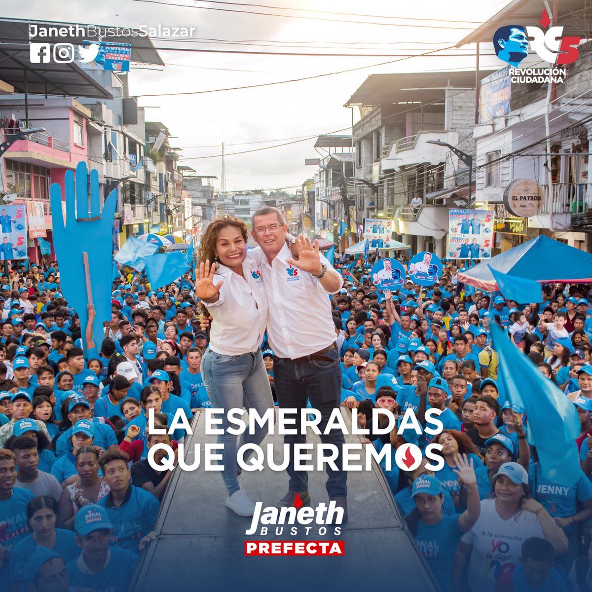 JanethBustosRC's tweet photo. Masivo respaldo ciudadano al cierre de campaña en #Quinindé, junto a nuestro futuro alcalde @RonalMorenoRC5.🙋🏽♀️🖐🏽
Falta poco para tener la #Esmeraldas que todos queremos.💚5️⃣
#VotaTodo5 #JanethPrefecta #RonalAlcalde #LaEsmeraldasQueQueremos @MashiRafael @RC5Oficial https://t.co/ymml8qnIym
