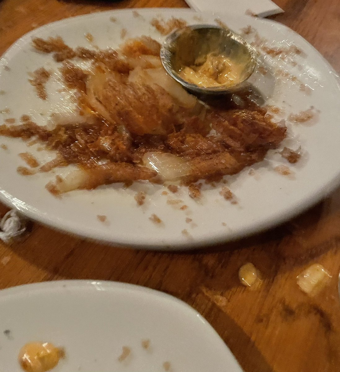 ptajennifer's tweet photo. What’s left of the Bloomin onion @Outback https://t.co/2MMrRe1ZVv