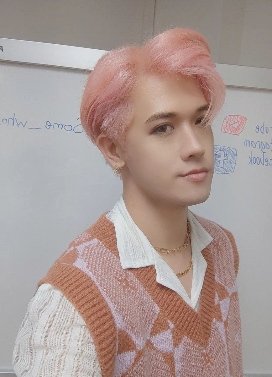 severinosaurus's tweet image. #PHP_CHRLS: &apos;Di alam ano ang dapat kong gawin. Maaari bang ang isip ko&apos;y sundin. 💞

Stream MNLUV now!! 
Link: youtu.be/HmSoGftsltw

PHP MNLUV OUT NOW
#PHP_MNLUV #MNLUVwithPHP
#Press_Hit_Play #PHP @PressHitPlay