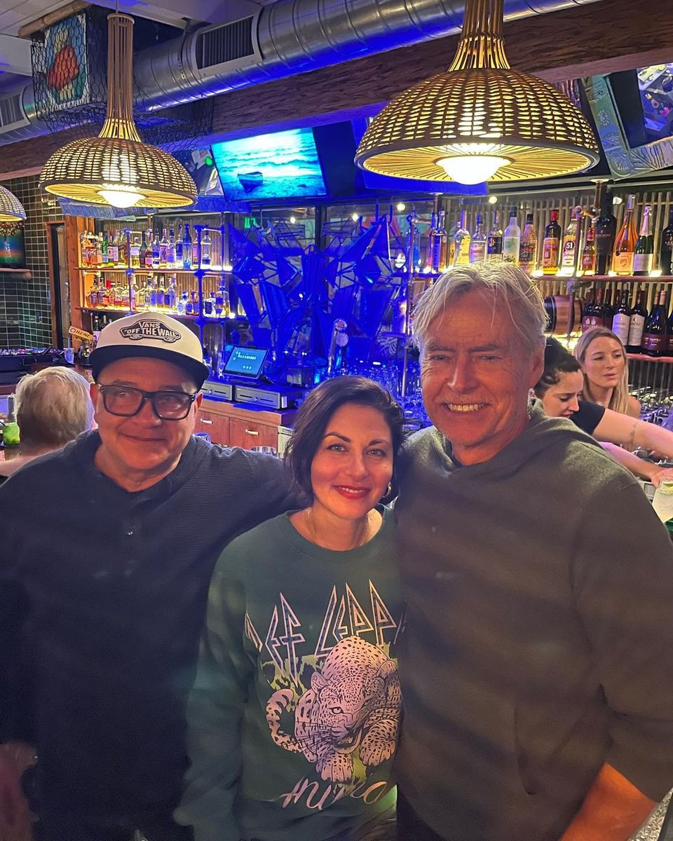 tapizonBarRes's tweet photo. A bit of what happened at our 1 year anniversary this past Saturday. We had a blast! 🙌

#tapizon #restaurant #elsegundo #closetolax #food #1yearanniversary https://t.co/JWrm9FVFnG