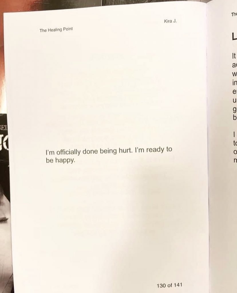 If this comes across your tl I need you to retweet it for me. I have no marketing budget for this month so I’m banking on black twitter to do it’s thing 📚🤞🏾