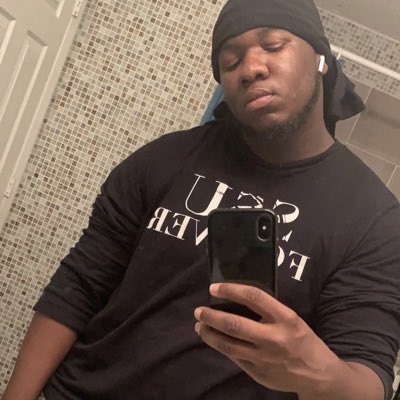 Nephew 🦦 tweet media