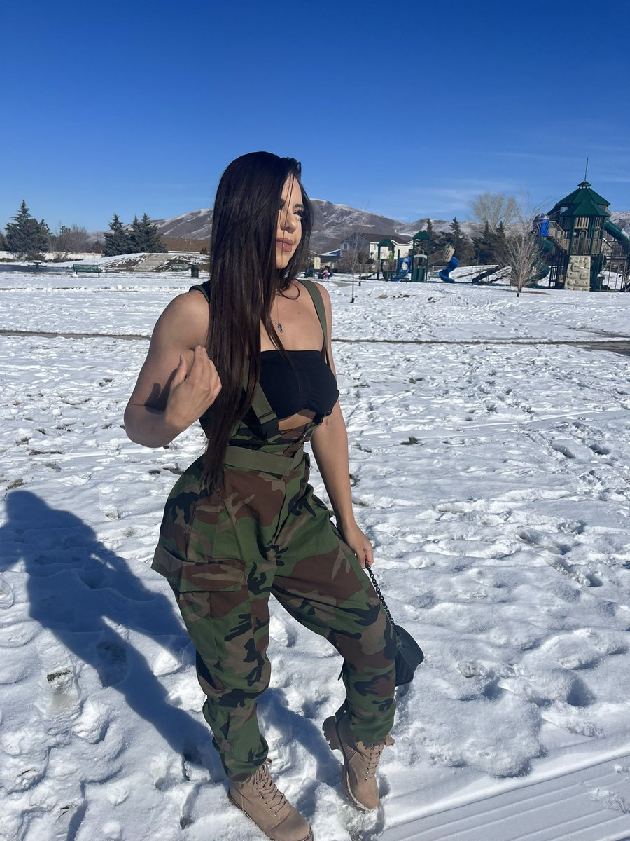 If you can’t stop thinking about it. Don’t stop working for it! 🤎

.
 
.

#ootd #streetstyle #fitness #strongwomen #fitnessmotivation #healthylifechoices #girlswholift  #bodybuilder #camo #bodybuilding #fitfam #snow #npc #wellness #fitnessjourney #healthylivingtips