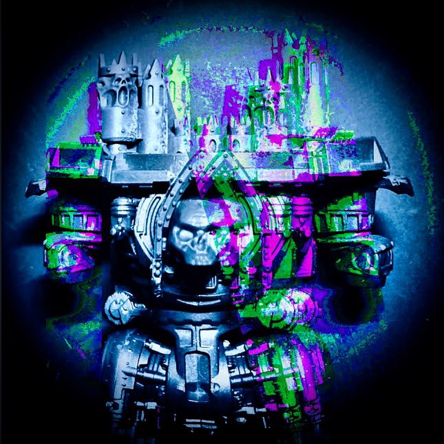 SonofBehemat's tweet photo. My first Warbringer is on the hobby desk! 

Though it’s very early in the conversion process, it’s already seen some significant structural alterations…

#WarhammerCommunity #AdeptusTitanicus #Warmongers https://t.co/X4d0URmHD5