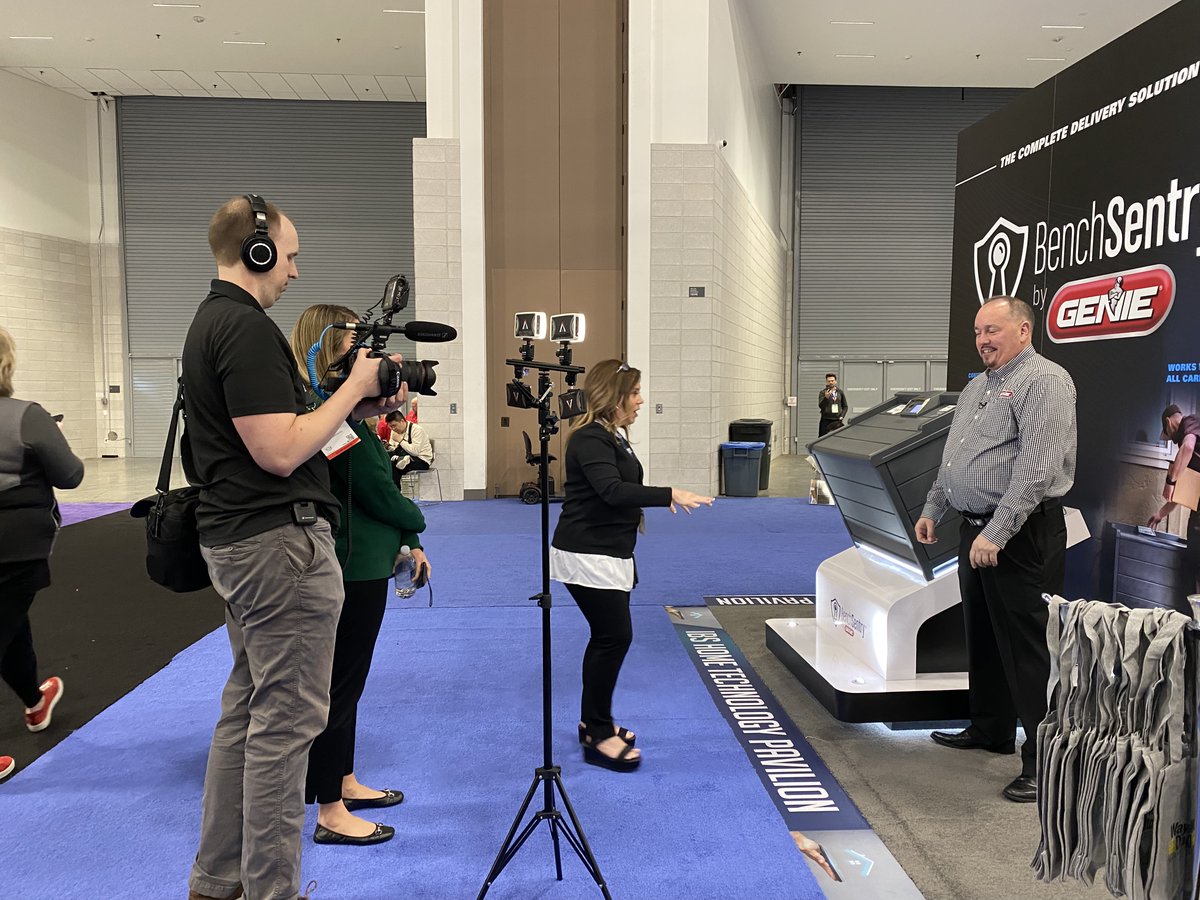 BenchSentry's tweet photo. Steve Janas, VP of Sales and Marketing at @TheGenieCompany, being interviewed yesterday by @BILTapp at the @NAHBhome @IntlBldrsShow in Vegas. It's turning out to be a great event so far; looking forward to the rest of it! 
#TeamGenie #Genie #IBS2023 #benchsentry #IBSlasvegas https://t.co/f09qhNMcG8