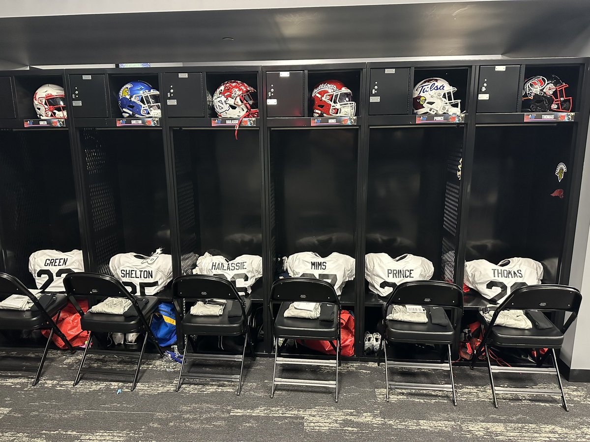 GAMEDAY. @ShrineBowl 2023. Lockers setup and ready to go! 🏈 @AllegiantStadm