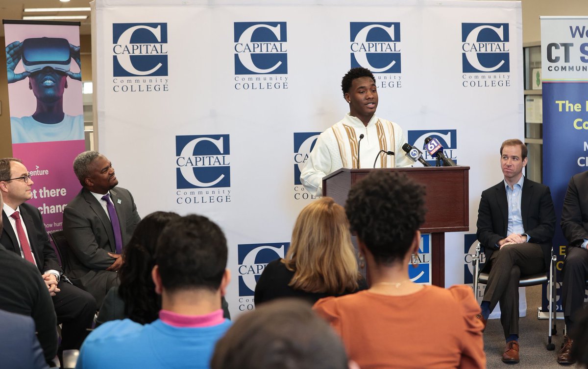 Luke Bronin tweet media