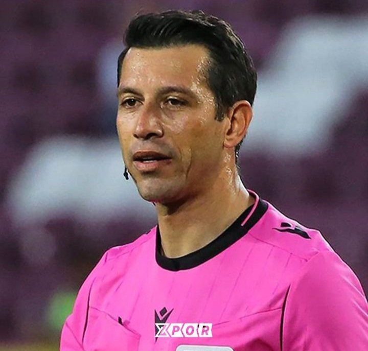 Senin yatacak yerin yok Ali Palabıyık !! Kartı Jesus’a değil kendi karakterine , şahsiyetine , hakemliğine gösterdin.  #AdanadaOperasyonVAR