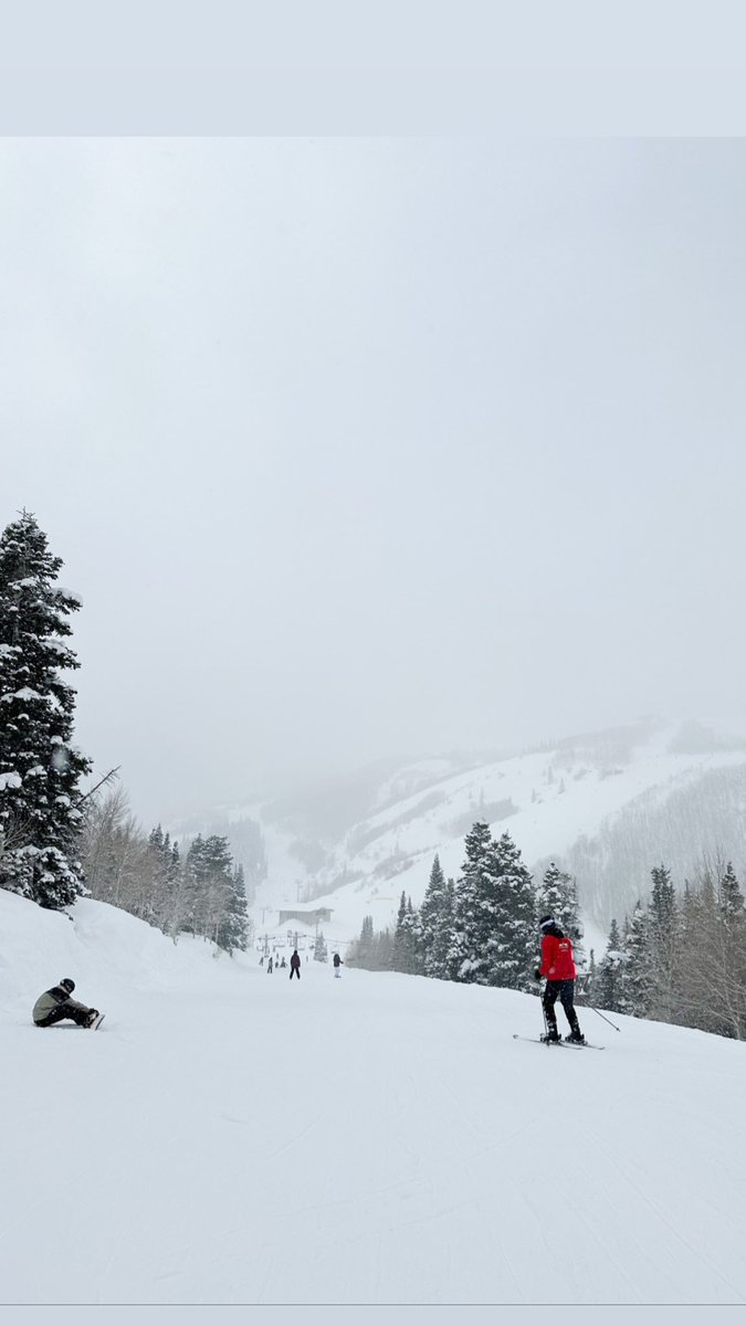flissgina's tweet photo. Wishing there was more snow in the forecast this weekend https://t.co/dnfiIkMlbK