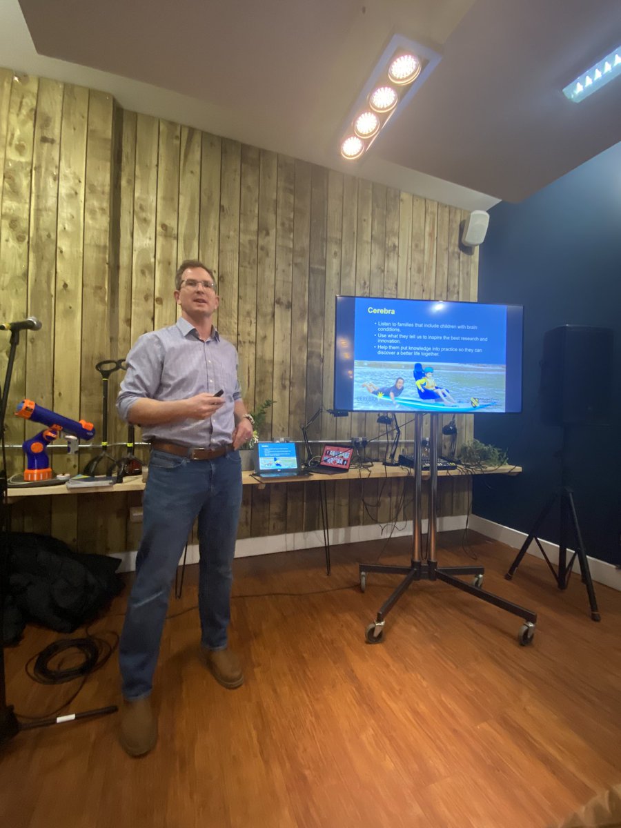 DesignSwansea's tweet image. First up is Ross Head who’s talking bespoke design. #DesignSwansea