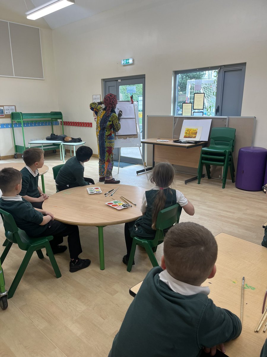 Year 2 had an amazing day learning about African culture and taking part in story telling, African drumming and art with Kwame. Thank you <a href="/africanact/">African Activities</a> 🪘🎨💚