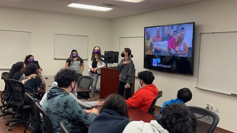 Alicia Emerson, DPT, PhD, MS (@aliciae_physio) on Twitter photo <a href="/HPUProBonoPT/">HPU Pro Bono Physical Therapy Clinic</a> welcomed the <a href="/HPCHighSchool/">High Point Central</a> Latino youth service learning group. ¡Muchas gracias! to Héctor A. Gómez-Argote, Maria Mayorga, Carolyn Adams & Medical Spanish <a href="/HighPointU/">HighPointUniversity</a> students, the <a href="/hpu_dpt/">HPU Physical Therapy</a> students, faculty, & staff for an engaging evening! <a href="/HPUProBonoPT/">HPU Pro Bono Physical Therapy Clinic</a> welcomed the <a href="/HPCHighSchool/">High Point Central</a> Latino youth service learning group. ¡Muchas gracias! to Héctor A. Gómez-Argote, Maria Mayorga, Carolyn Adams & Medical Spanish <a href="/HighPointU/">HighPointUniversity</a> students, the <a href="/hpu_dpt/">HPU Physical Therapy</a> students, faculty, & staff for an engaging evening!