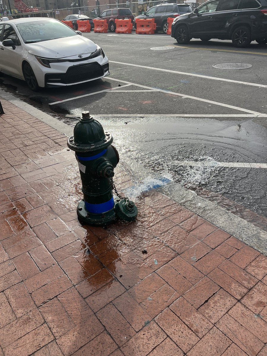 Hi <a href="/dcwater/">DC Water</a>, is this hydrant in front of 1835 7th St. NW supposed to be open?