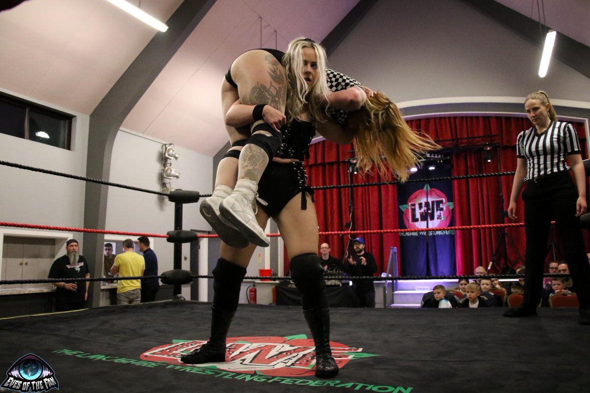 Finally got to wrestle <a href="/KellyVanNess_/">Kelly Van Ness</a> one on one but it wasn’t the outcome I wanted so now we’ll have to do it again some time ❄️🚂