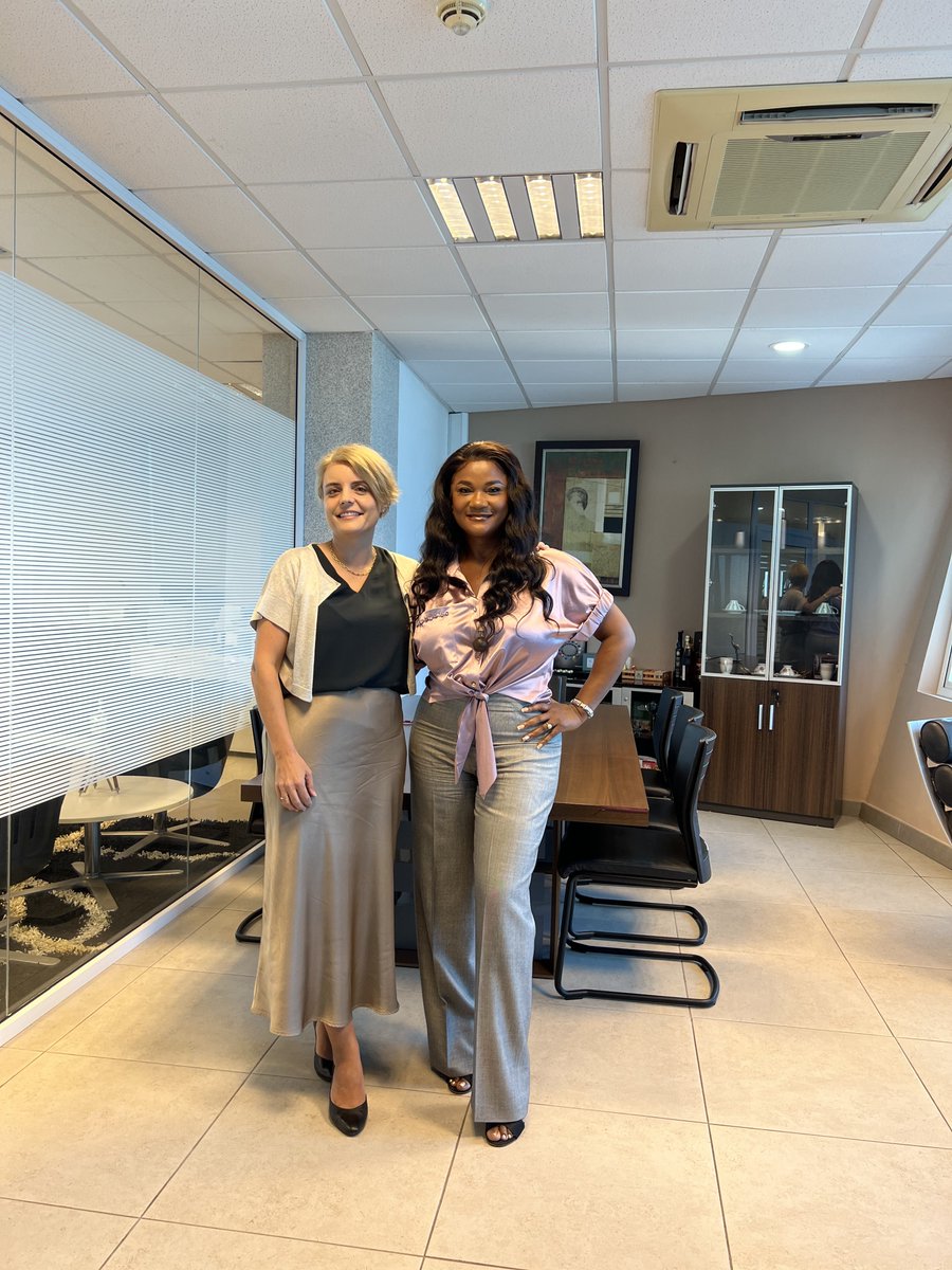 Bmtayui's tweet photo. A Lovely Visit 😊

Swiss🇨🇭 Ambassador to Ghana🇬🇭 H.E. Simone Giger, stopped by the office for afternoon coffee. The question is, How do we balance it all as career women? The answer is, We don’t. We go on a wing and a prayer 🙏 https://t.co/HJocVEmzHr