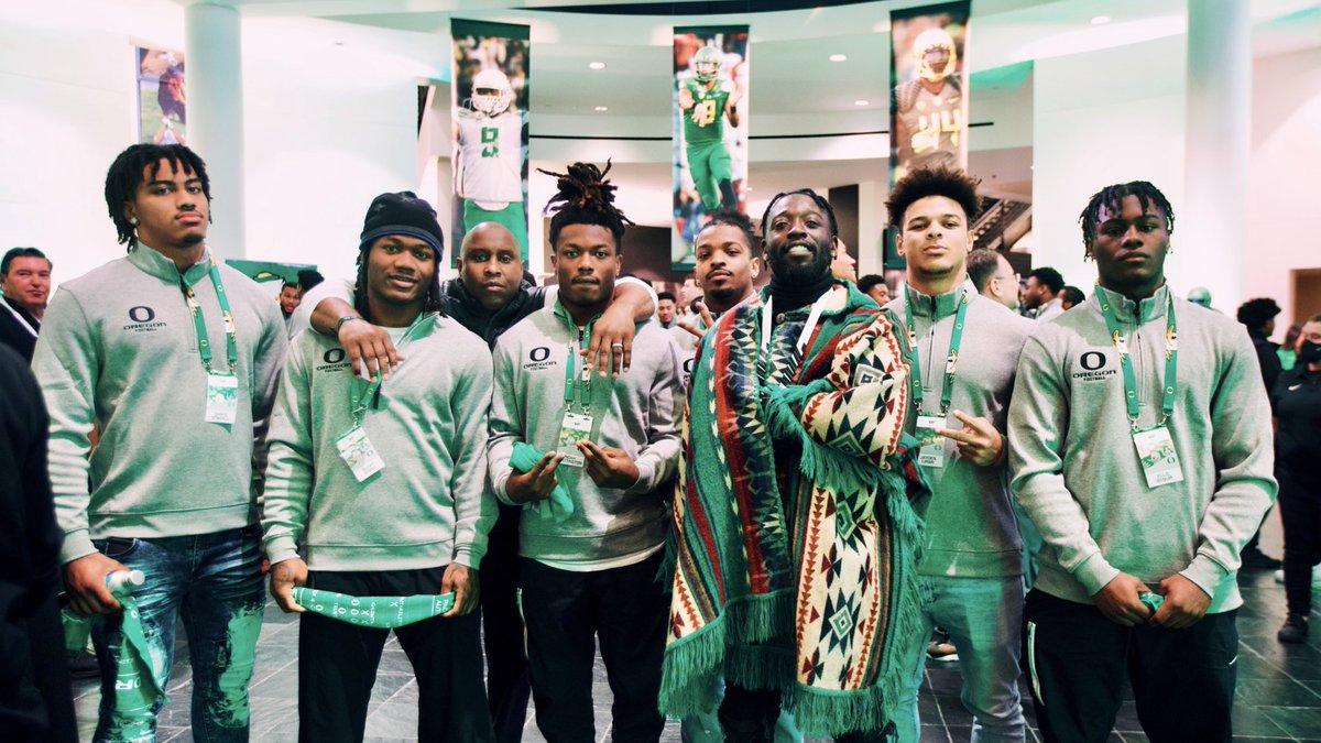 Oregon Football tweet media