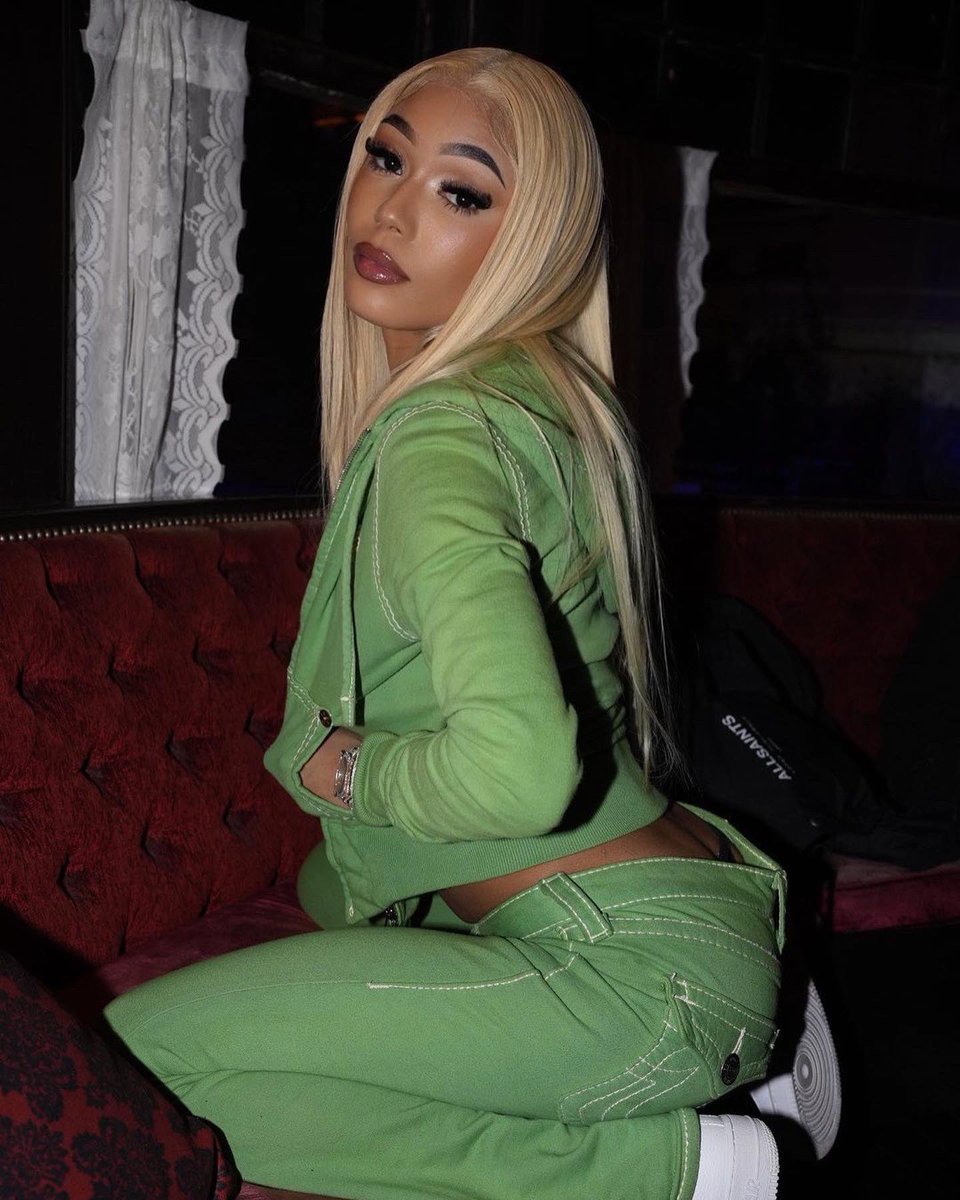coi_leray's tweet photo. Blondey 🦠🦠🦠🆑🆑 https://t.co/YWgYzWYNTm