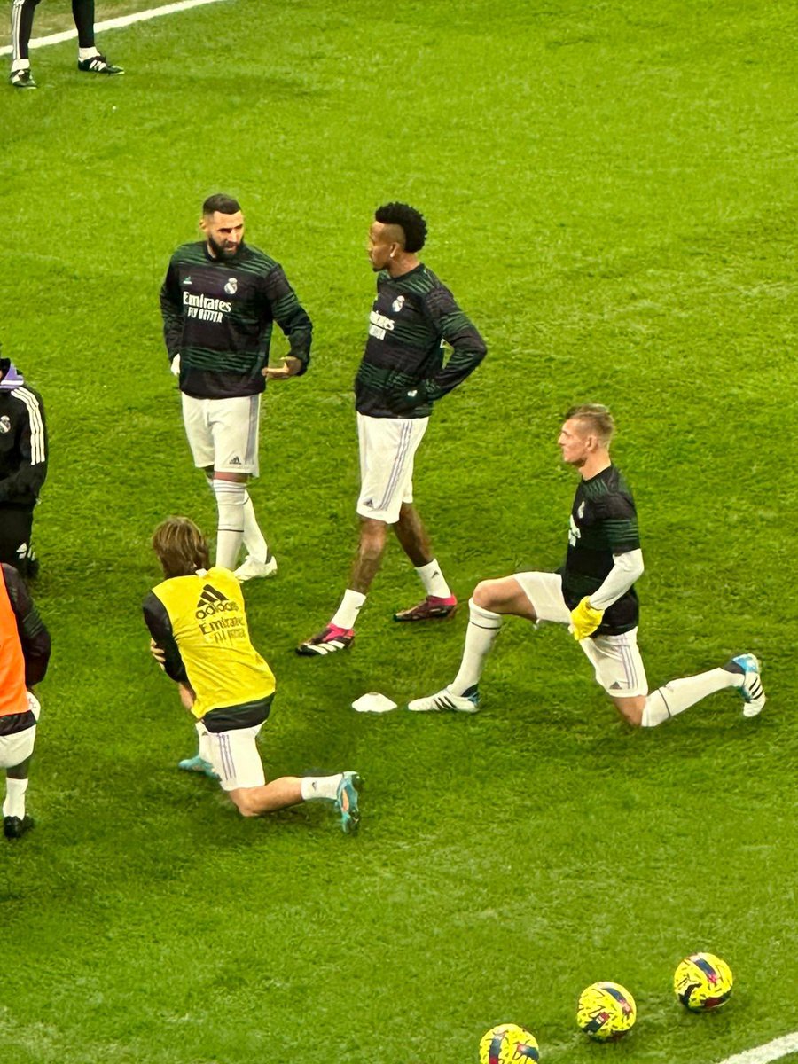 maprietoh's tweet image. Estoy viendo a los amores de mi vida con el amor de mi vida🤍
@fran_suspendido