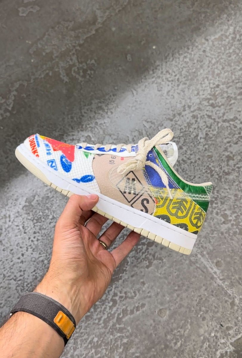 SoleSavy's tweet photo. This weeks COLLECT retail or less releases are now live!

Nike SB Dunk Low Street Hawker ($110)
Nike Dunk Low Community Garden ($100)
Air Jordan 1 High JP Midnight Navy ($170)
Stussy x Nike AF1 Low Black ($130)

Download the app for free to get started: https://t.co/4fNfsIBkrL https://t.co/TTqjHeLuly
