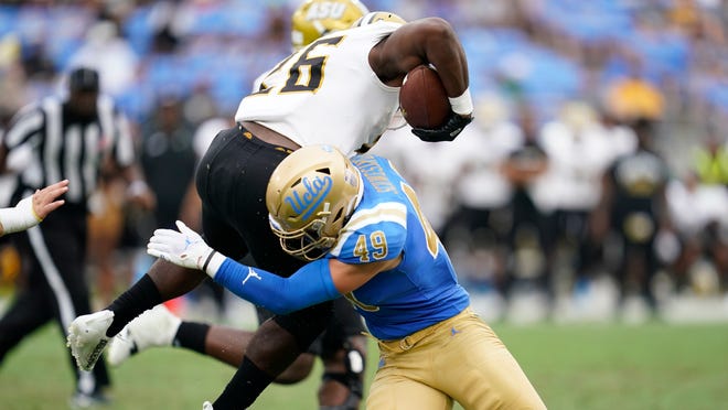 ZayPatterson24's tweet photo. WOW! After a great conversation with Coach Norton and @CoachRonquillo. I'm truly blessed to say I have earned a full ride scholarship to play for @UCLAFootball! #AG2G
@TFordFSP @BrandonHuffman @RealMG96 @GregBiggins @adamgorney @Murdock_02 @jerryneuheisel @bhoop81 @yelm_football https://t.co/OBu3MJ5sTM