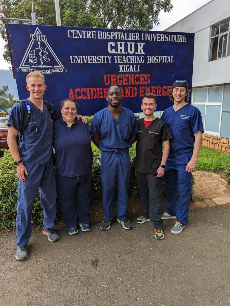 Our #Pocus team and our #Globalhealth team improving healthcare by teaching Point-of-care ultrasound in Rwanda 🇷🇼 @StanfordEMED