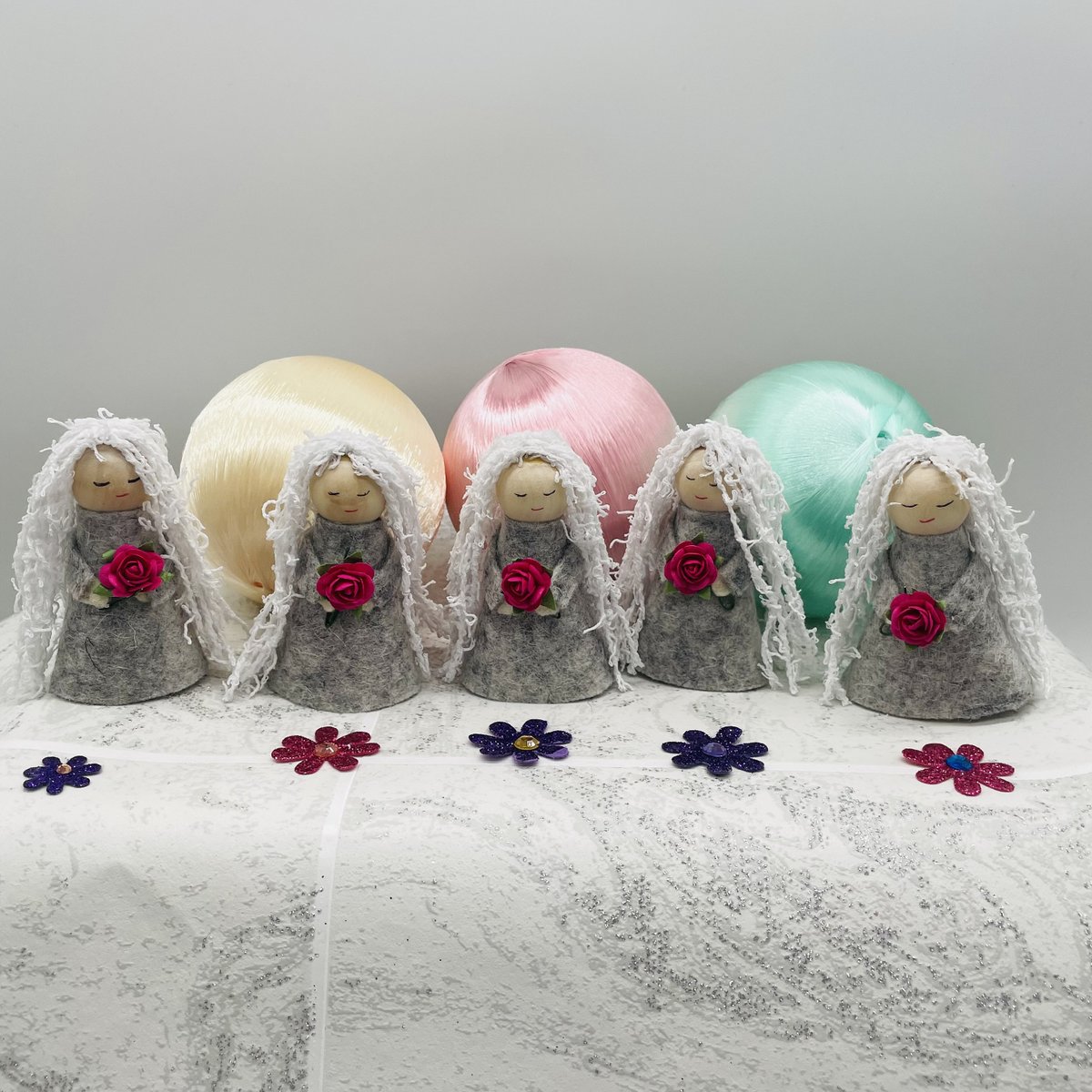 Excited to share the latest addition to my #etsy shop: Wooden Peg Dolls, Peg People, Girls gift etsy.me/3wTVxVE #giftsforher #woodenpegdolls #custompegdolly #pegpeople #littlepeople

 etsy.com/uk/listing/139…