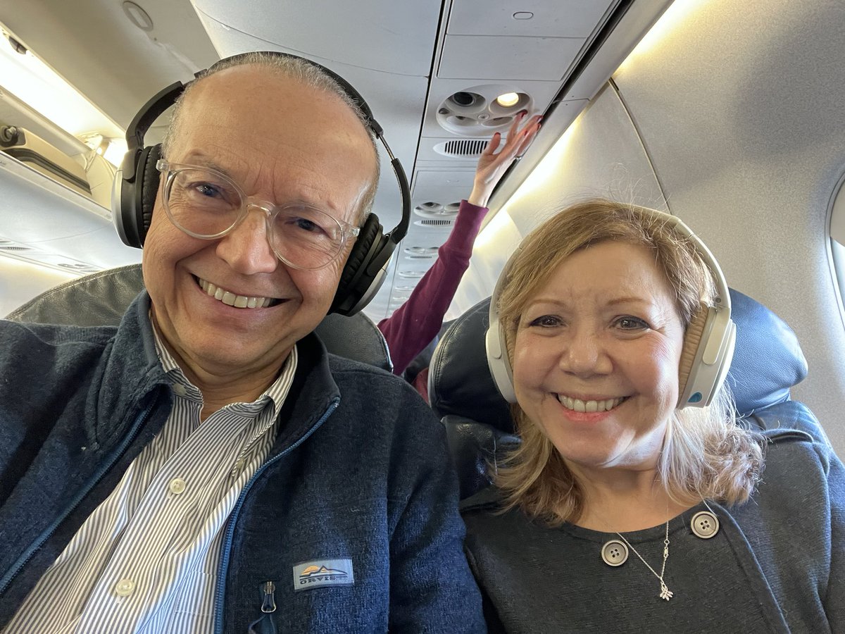 DrRRodriguez's tweet image. On our way to St. Louis for AOA Volunteers Summit #AOA #Optometry #NJSOP #NJEyeDocs #optometricphysician