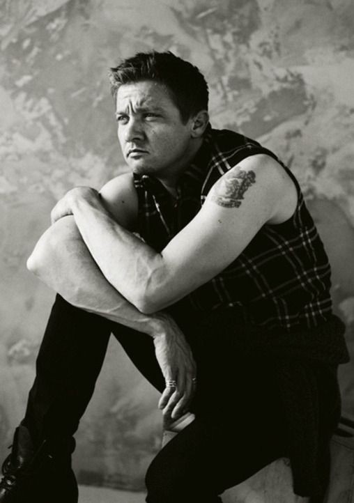 marika_lizi's tweet photo. Fairy tales are not about everything being alright... but about everything being fixable...
#GetWellSoonJeremy ♥️
#JeremyRenner #PositiveVibes #therealsuperhero #mysuperhero #withalltheloveofmyheart ♥️ https://t.co/BEabYNzsNz