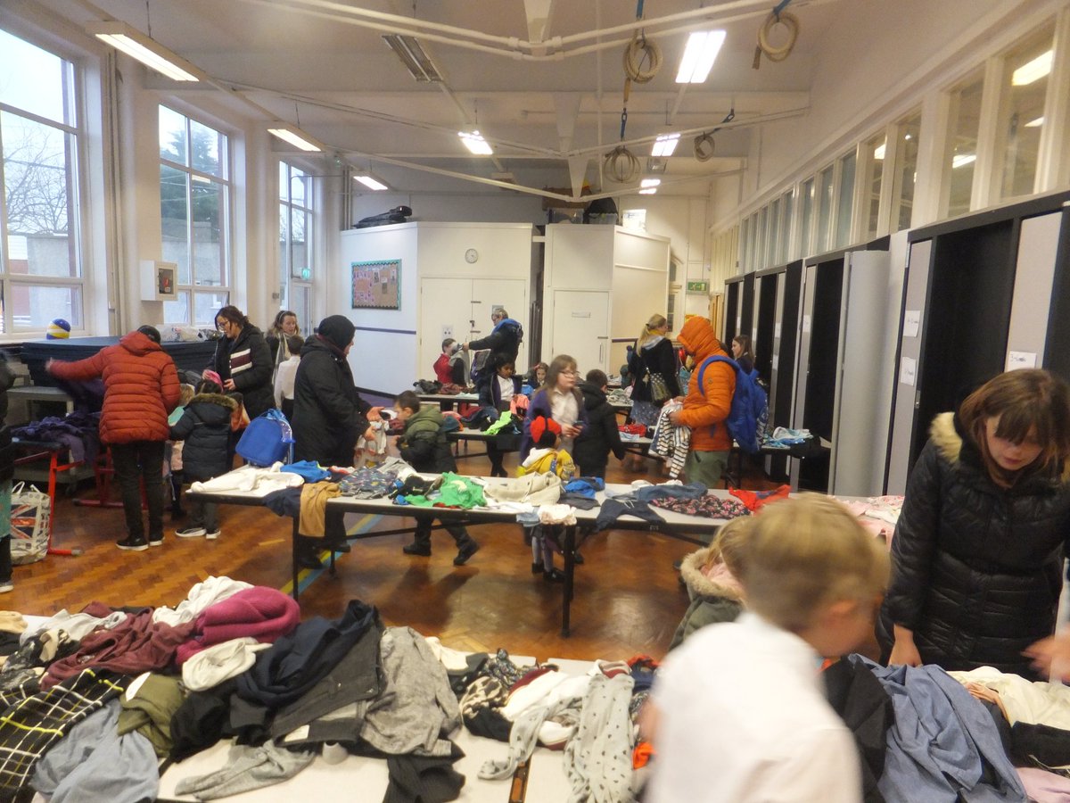 LinakerPS's tweet photo. With the clothing industry having a devastating effect on climate change, Linaker pupils held a great clothing swap. Families donated clothing, which then found a new home .. for free! A brilliant success, we'll have another swap in the summer term. https://t.co/m9vYpV0Xsk