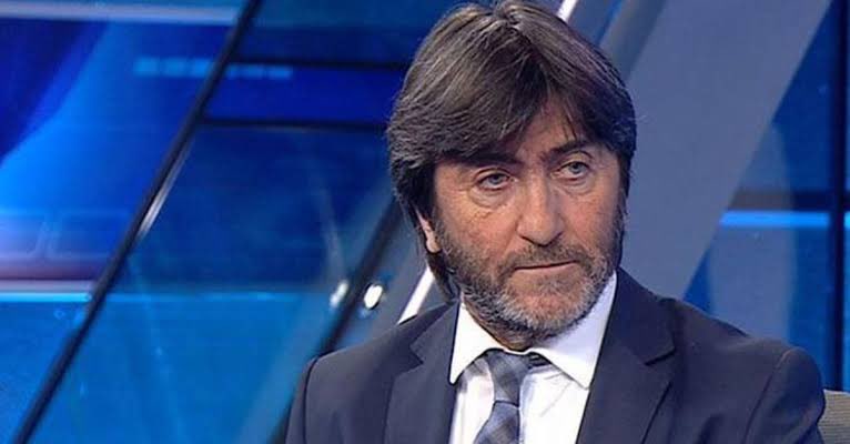 jurnalhabertr's tweet photo. 🗣️Yorumcu Rıdvan Dilmen:

“Fenerbahçe ligden çekilirse rakip takım taraftarlar bile üzülür. Soruyorum üzülmez misiniz?” https://t.co/3nMSvn6fL6