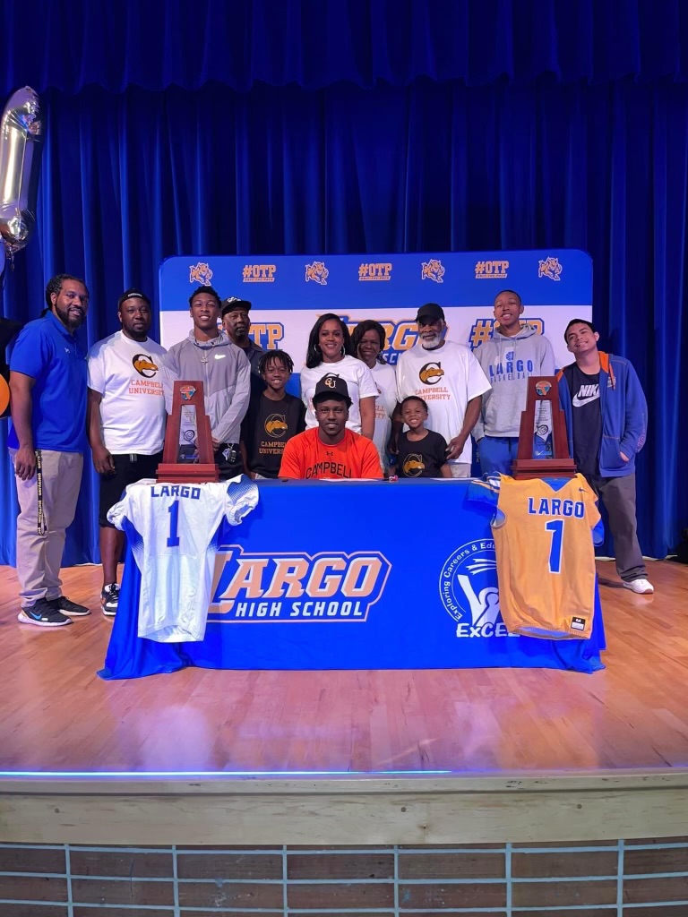 BigCountyPreps1's tweet photo. Zayvion Mccluster to Campbell University ��. 

We love it. Keep doing what you do #LargoHighSchool. 

#NSD #NationalSigningDay #CFB https://t.co/XyaeVxaCIx