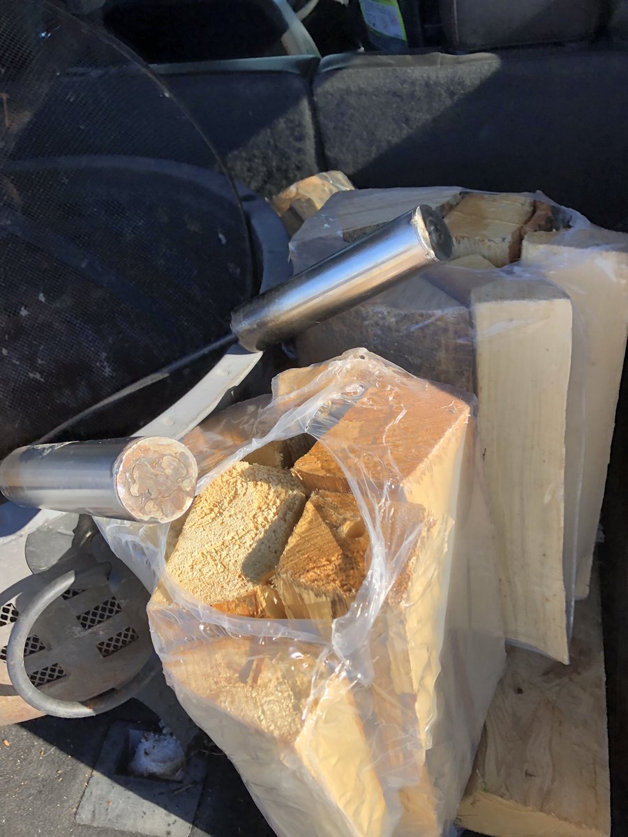 Wind Chill Forecast -5°✅
Fire Pit ✅
Pokers ✅
Plenty of wood ✅
@SchellsBrewery Bock on ✅
<a href="/GBWestDesMoines/">GlobalBrewWDSM</a> warm inside ✅
TONIGHT 7pm!!
🍺🔥🐐