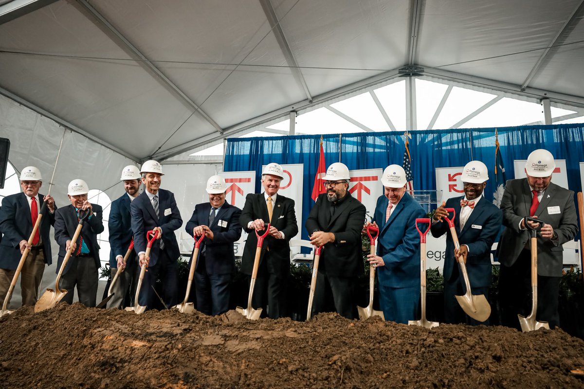 henrymcmaster's tweet photo. Another historic day in South Carolina, as Kontrolmatik Pomega announced its investment of $279 million and 575 jobs to Colleton County. This investment shows the confidence companies have not only in our great state but in our people. https://t.co/w6mFNWVAuV