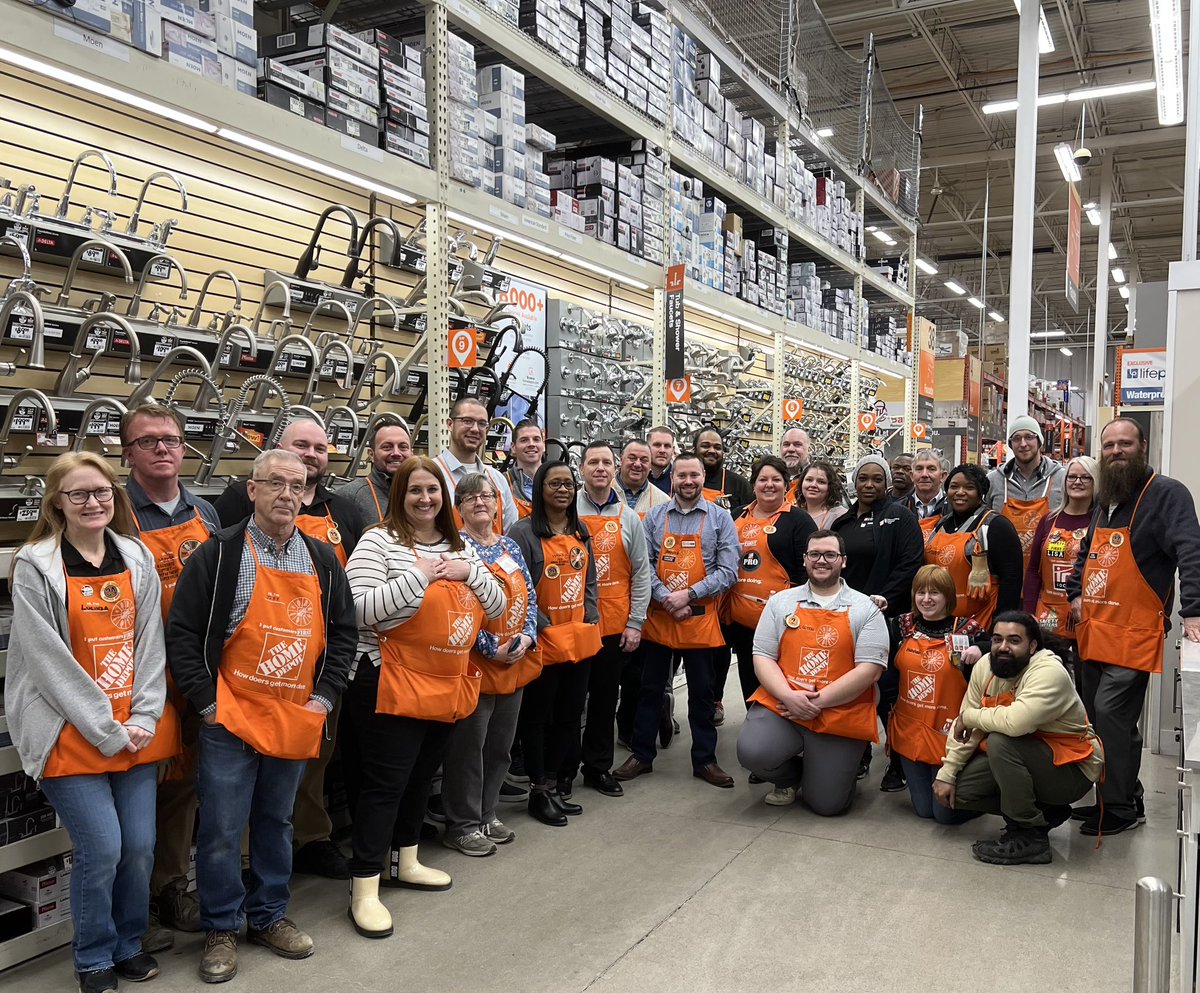 Thanks to AJ and team at Store 3811 in Columbus OH! Great day with the entire team! 👍