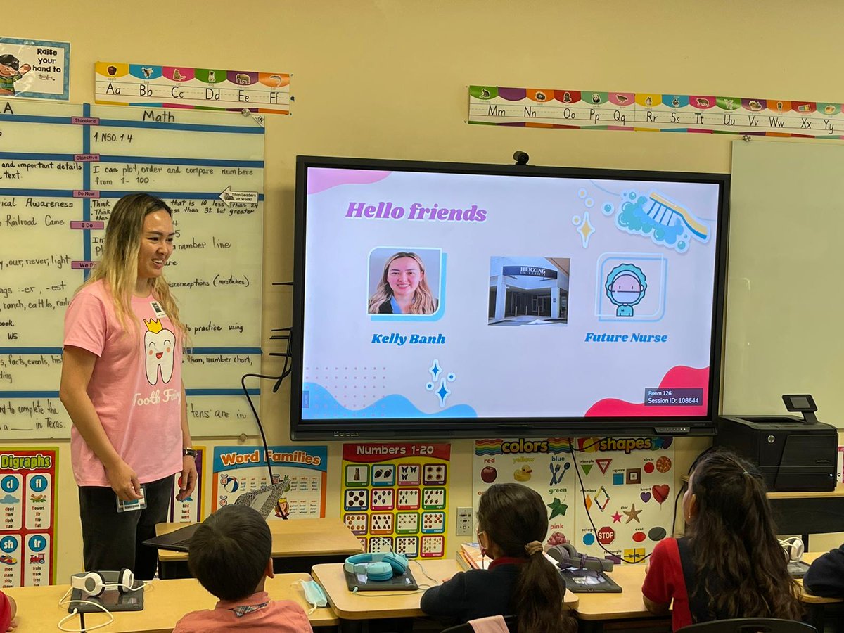 Healthy gums and teeth are important to our #TapestryTitans
Check out the hands-on 'Tooth Care' session presented by Herzing University at Tapestry #csusatoday #csusaproud #titantough