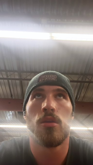 gym stank https://t.co/neOBhvgnCa