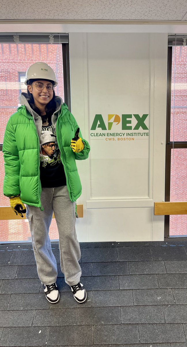 FedcapGroup's tweet photo. Another successful couple   of days at our new Apex Clean Energy Institute at @CWSBoston. Students are getting valuable hands-on training in solar installation. #CleanEnergyEconomy https://t.co/J6dpfAI75Z