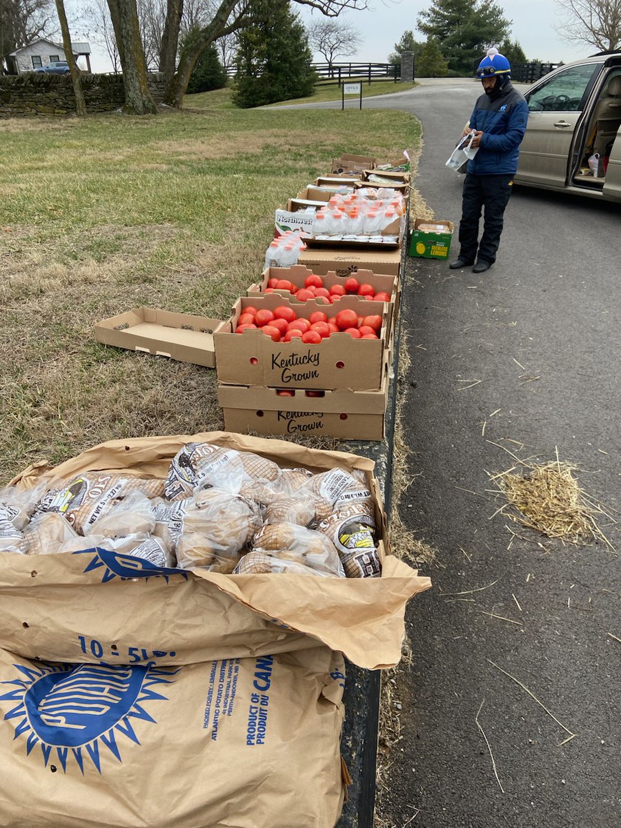 BGFCharities's tweet photo. The charity's Food distribution manager, Bob Baney, has been hitting it hard this week by delivering one and half TONS (3,311 lbs. to be exact) of food to five medium to large farms located in two counties this week.  The total employees reach is approx.  266 people.  Thumbs up! https://t.co/RJt1Se0yv8