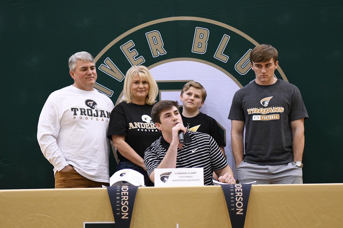 Connor Clamp tweet media