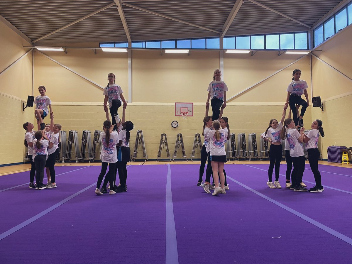 Towers Cheerleading tweet media