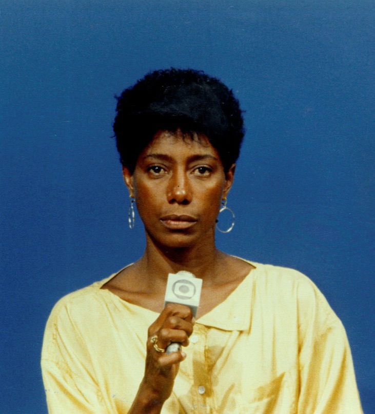 Brazilian journalist Glória Maria passed away this morning. Since 1971 she was a TV icon, trailblazer and pioneer. 

Glória redefined what it meant to be a black journalist in television, being a aspirational and respected figure by the whole nation.

Rest in Power, Glória! ✊🏿