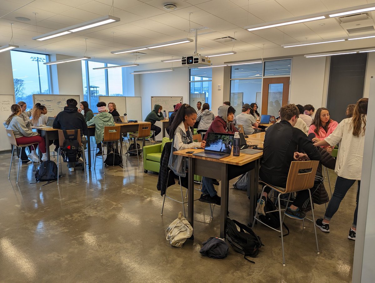 profpjm's tweet photo. so much learning! #Entrepreneurship #UAB https://t.co/qQM8hK46JR