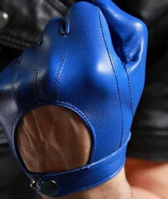 gloves_only's tweet photo. https://t.co/MCNeHqLDUG